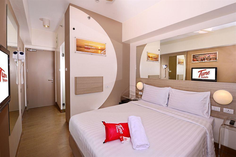 Red Planet Cebu Hotel Exterior photo