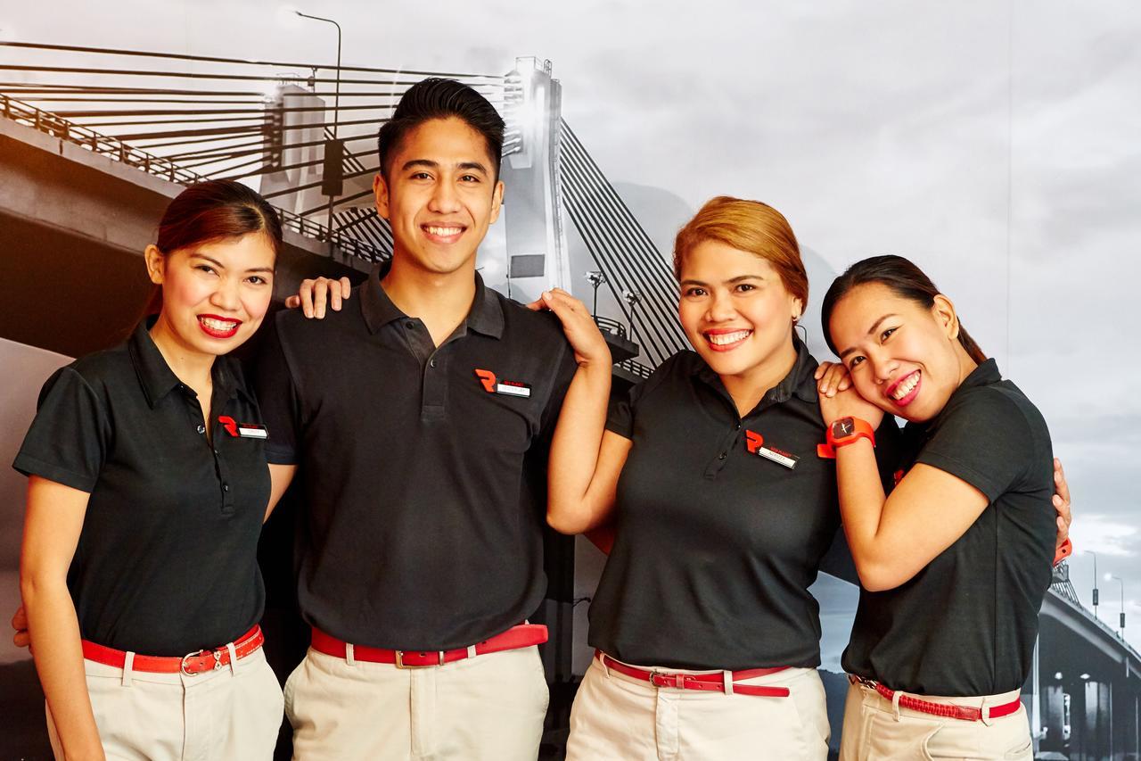 Red Planet Cebu Hotel Exterior photo